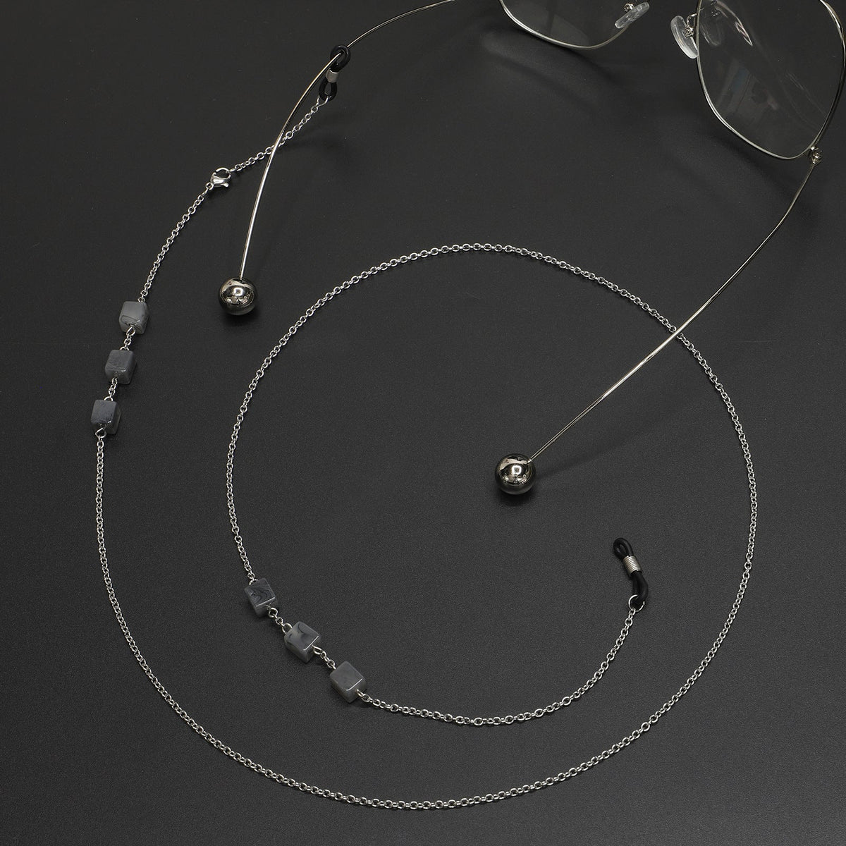 Siopsrl | Elegant Bead Chain Eyewear Holder Siopsrl