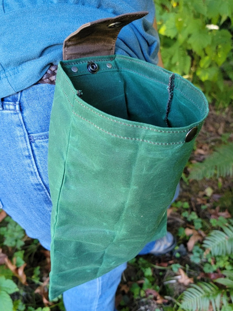 Siopsrl| Waxed Canvas Folding Foraging Bag with Durable Design