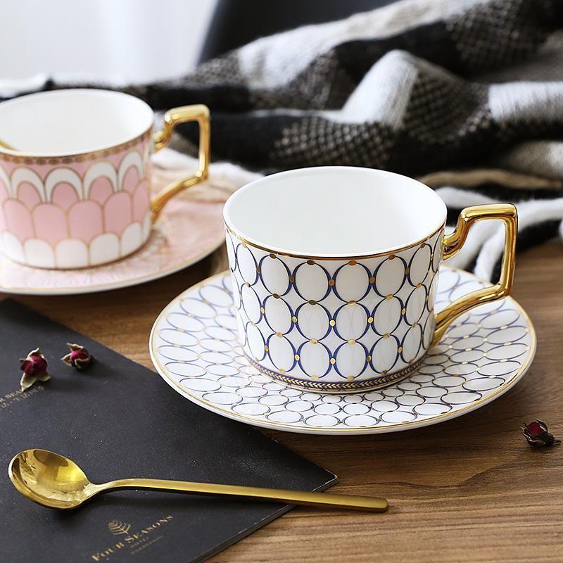 Siopsrl| Coffee cups + plates + spoons