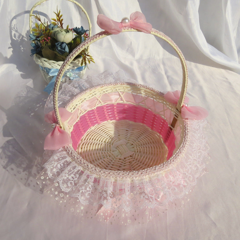 Decorative Lace Trimmed Wicker Basket Siopsrl
