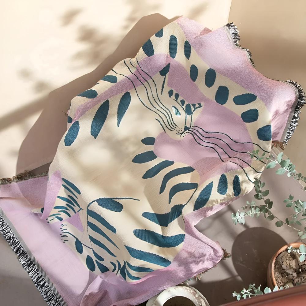 Siopsrl| Artful She Tiger Throw Blanket