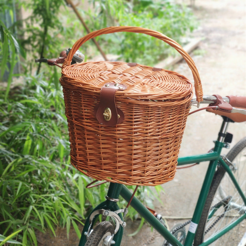 woven rattan bicycle front basket with quick-release mounting system Siopsrl