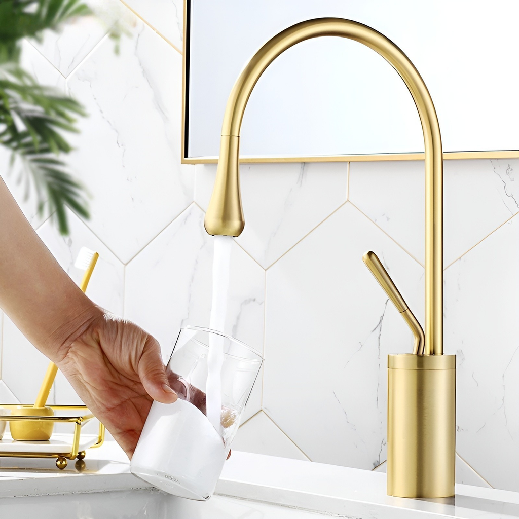 Siopsrl| FlexFlow – Seamless 360° Faucet Control for a Drip-Free Experience