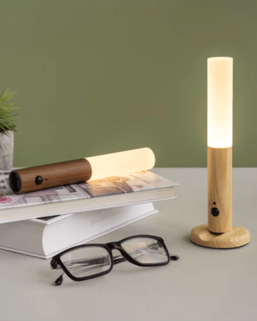 Siopsrl| Wireless Wooden Wall-Mounted Sconce