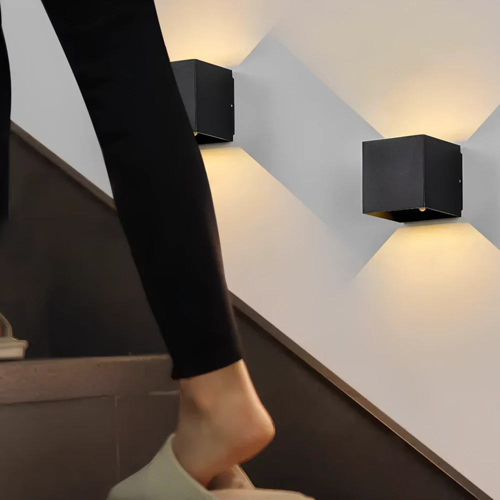 Siopsrl| Adjustable Wall Light