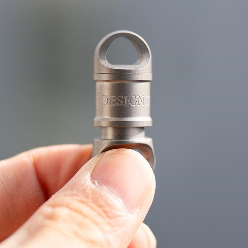 Siopsrl| Titanium Alloy Quick-Release Push-Pull Keychain
