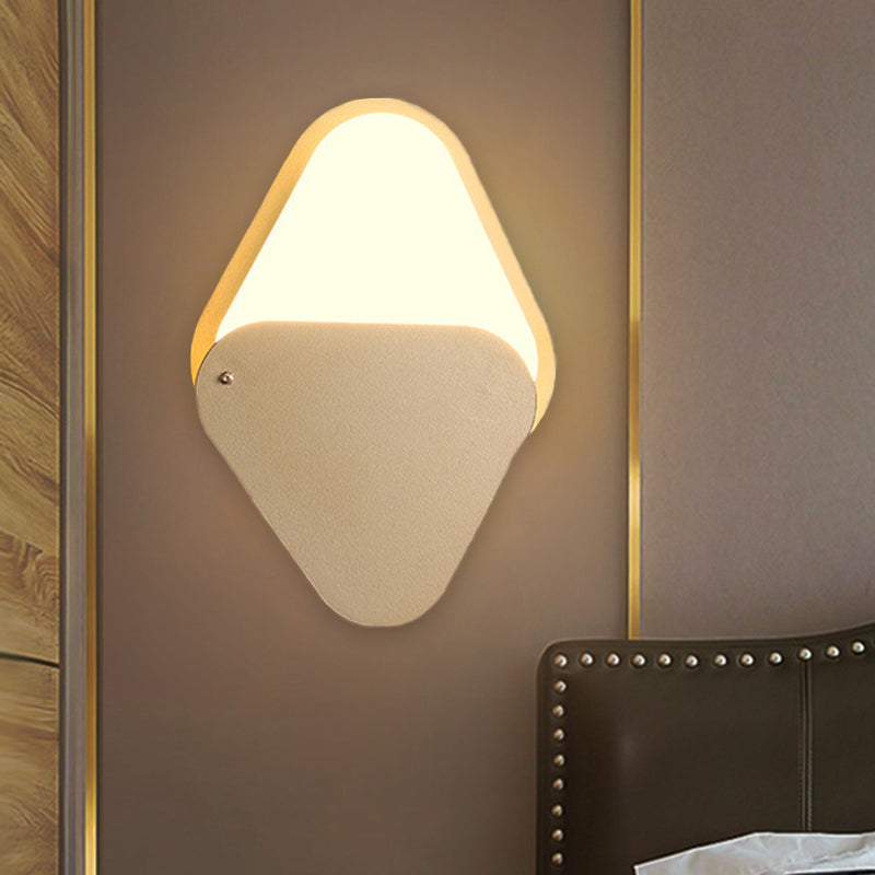 Siopsrl| Metallic Triangle Wall Lighting Fixture Simple LED Gold Wall Mount Wall Lamp with Rotatable Design for Bedroom
