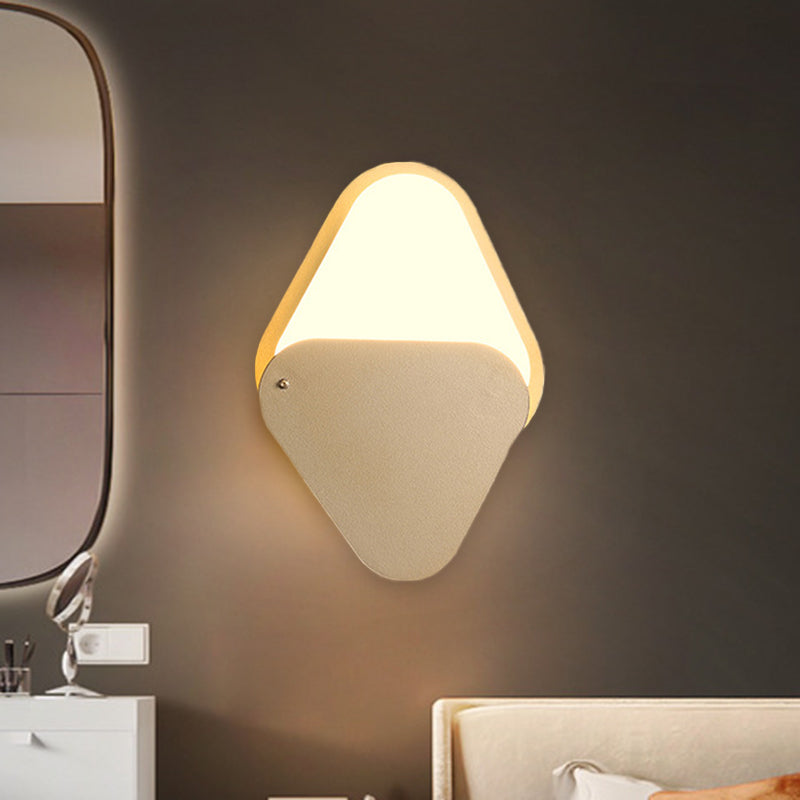 Siopsrl| Metallic Triangle Wall Lighting Fixture Simple LED Gold Wall Mount Wall Lamp with Rotatable Design for Bedroom