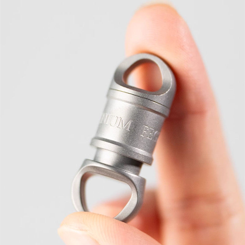Siopsrl| Titanium Alloy Quick-Release Push-Pull Keychain
