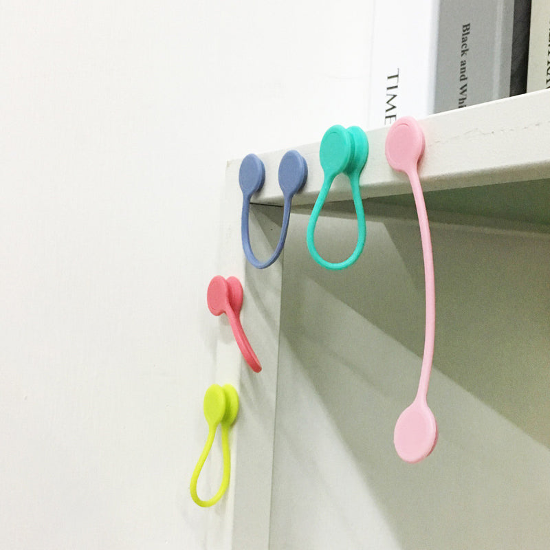 Siopsrl| Useful magnetic cable storage holder