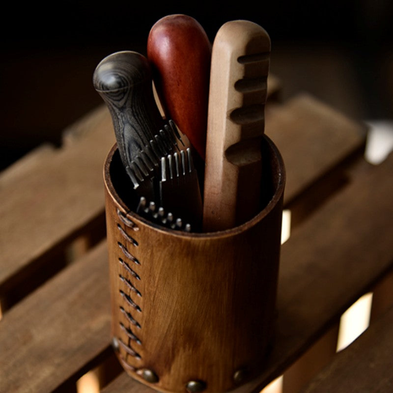 Siopsrl| Handcrafted Vegetable Tanned Leather Pen Holder Desktop Ornament