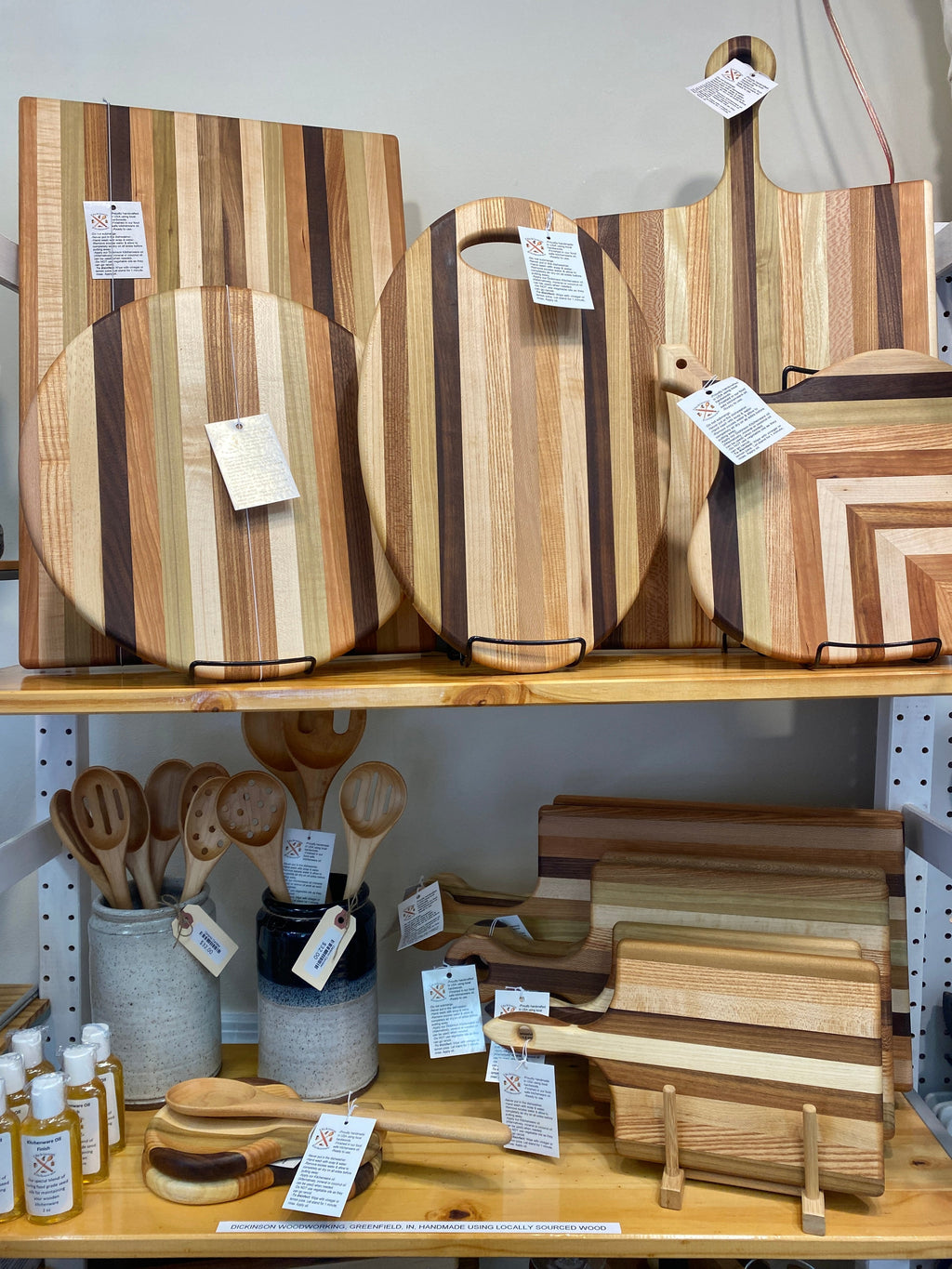 Large Handled Cutting Board