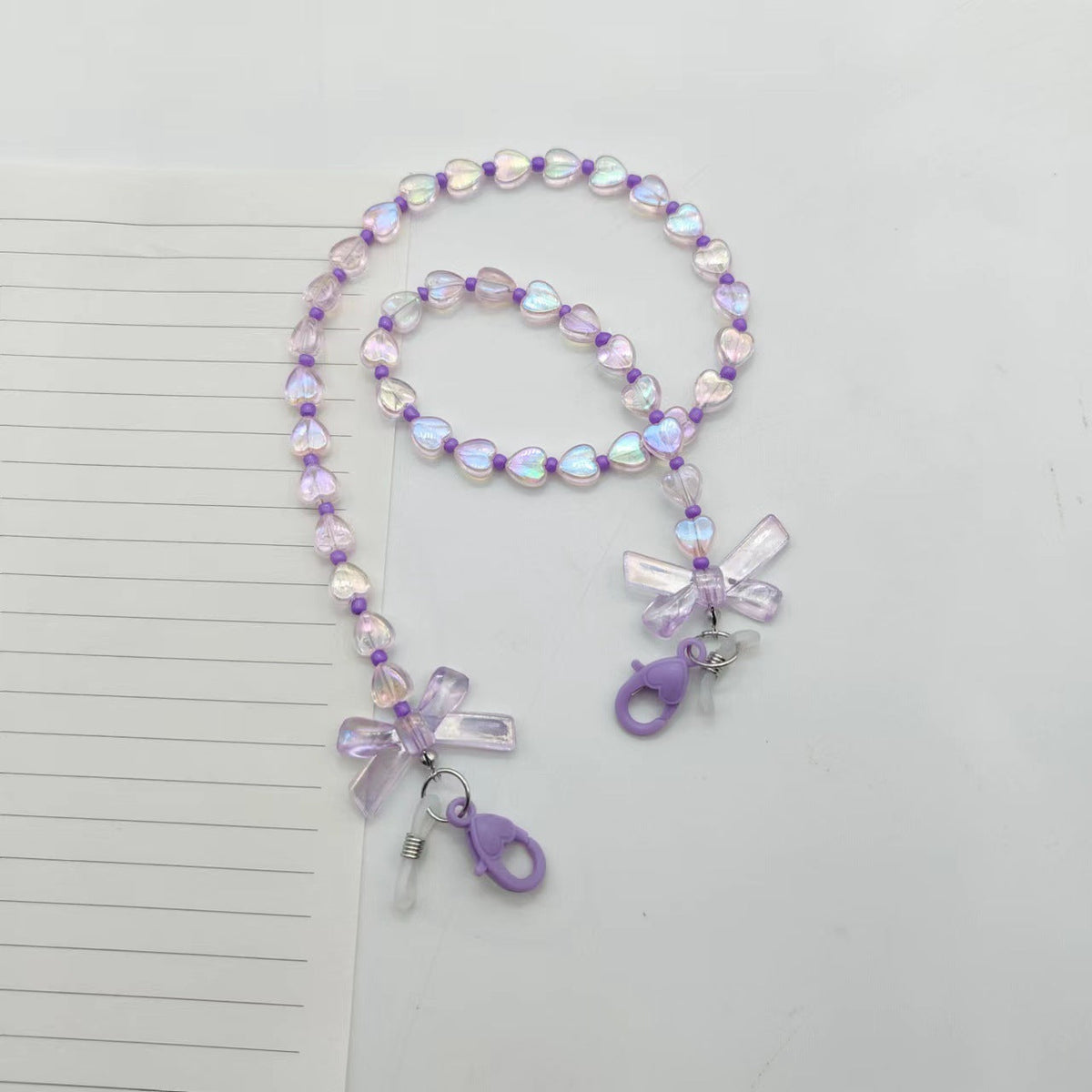 Siopsrl | Fashionable glasses holder chain with heart and flower motifs Siopsrl
