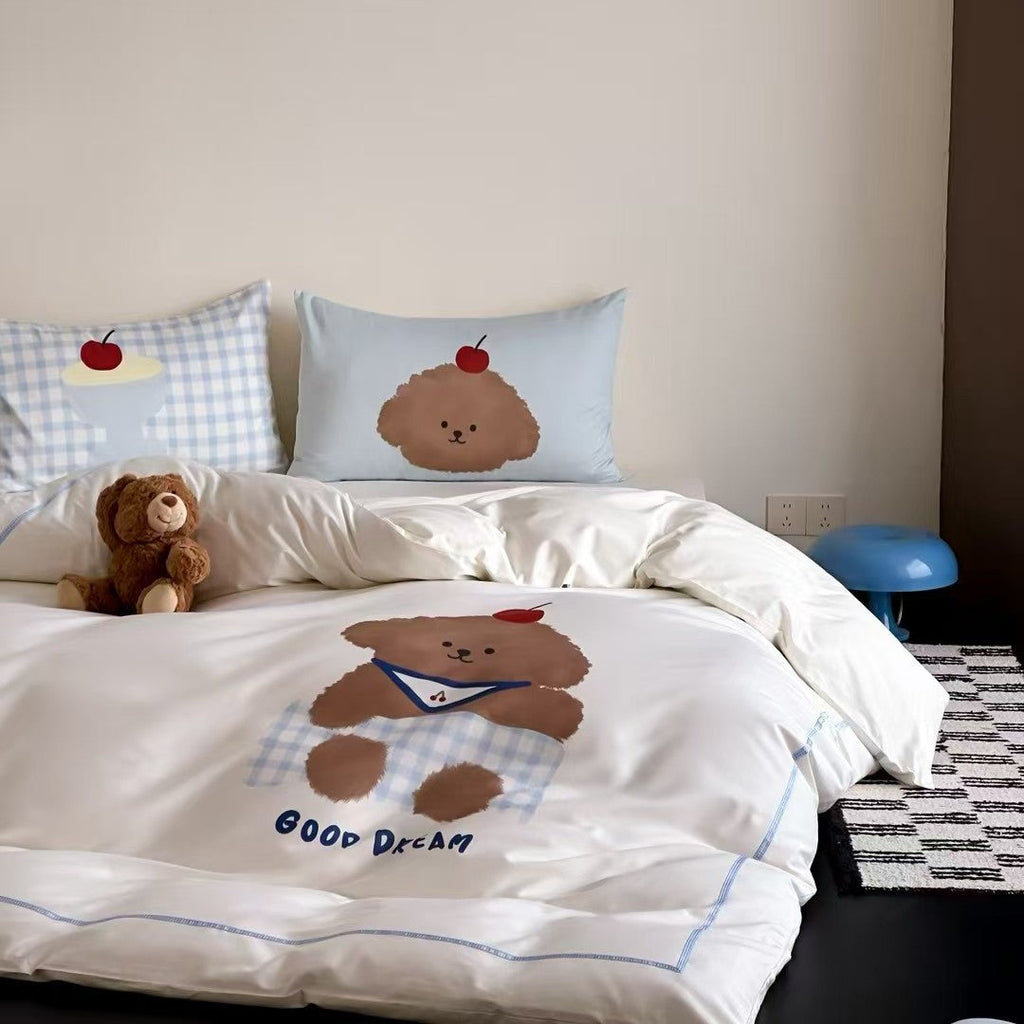 Playful bedding set with dessert illustration print