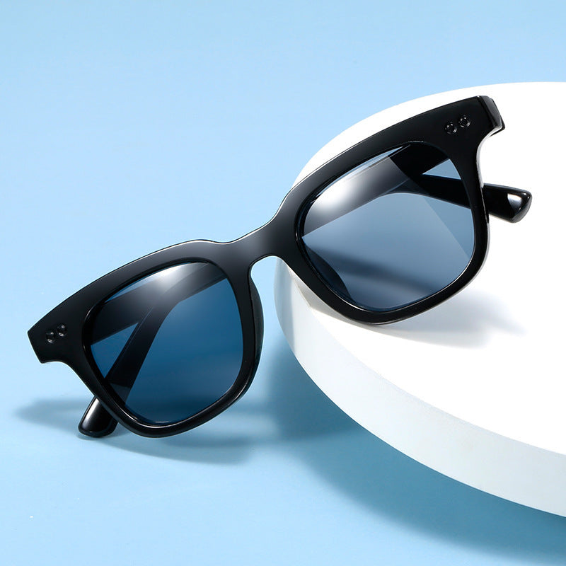 Siopsrl | Retro Inspired Square Frame Sunglasses Siopsrl