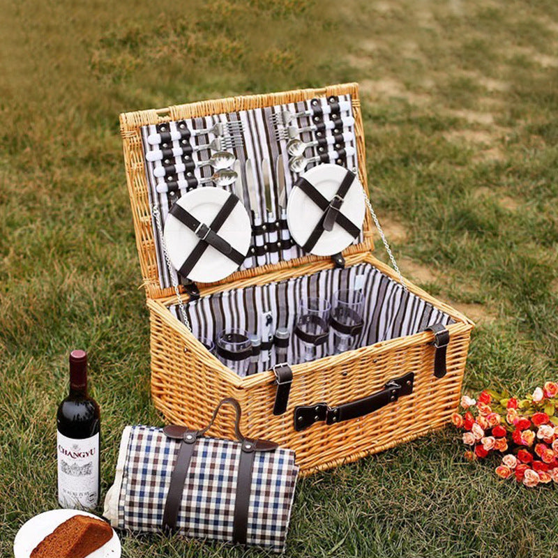 Rustic picnic basket with dish set Siopsrl