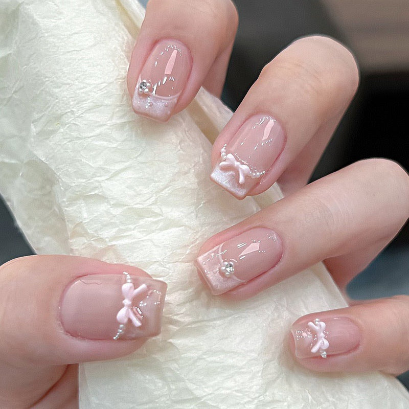 Siopsrl | Elegant French Tip Press-On Nail Art with Bow Accents Siopsrl