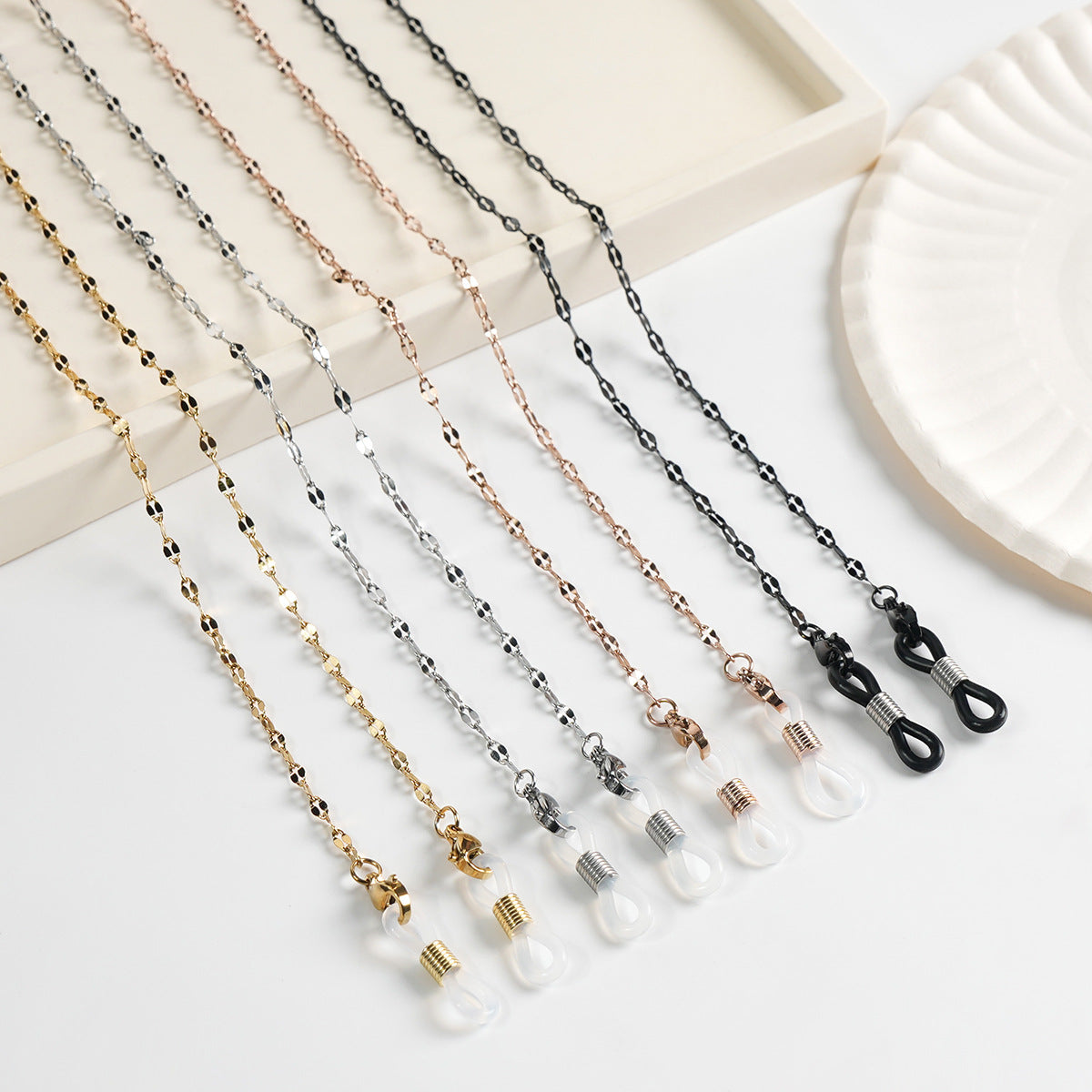 Chic Beaded Eyewear Holder Siopsrl