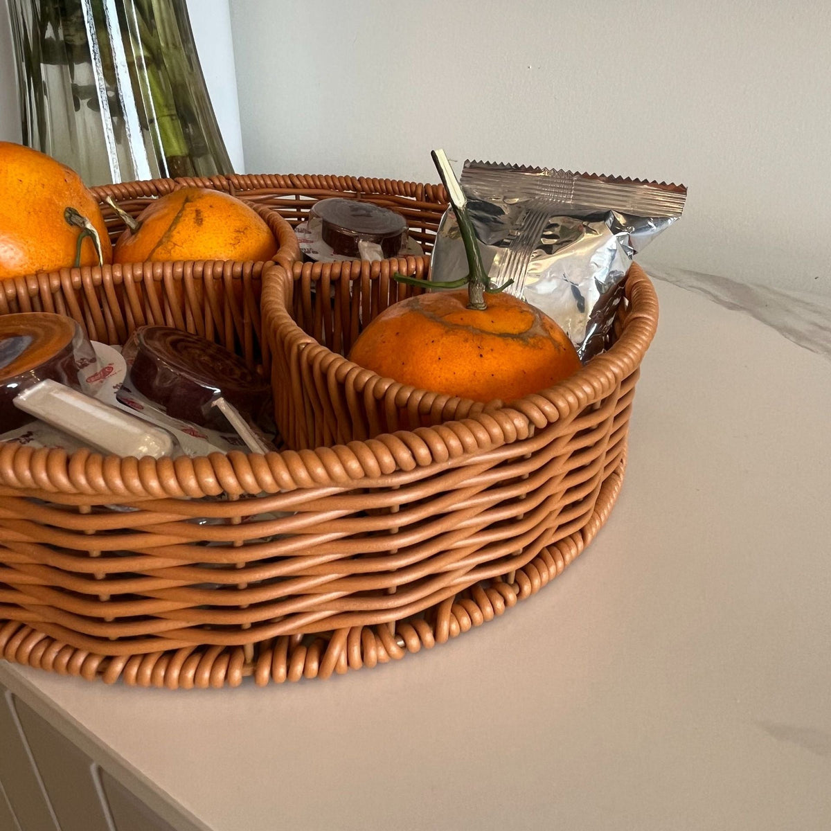 Women's leather storage basket with compartments Siopsrl