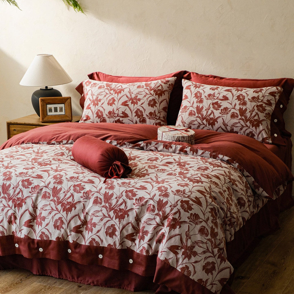 Woven bedding set made of cotton-linen mix with decorative floral jacquard and fine pillow trim