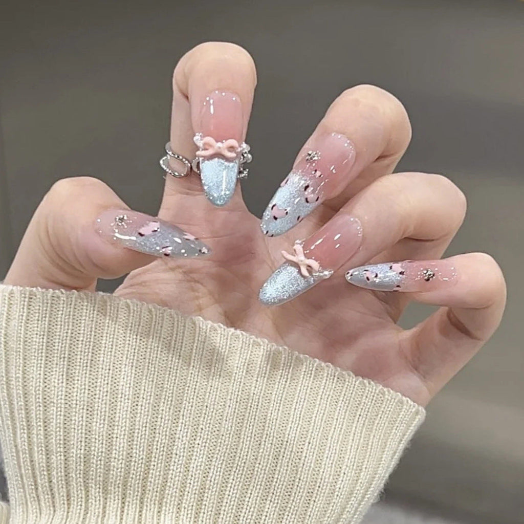 Siopsrl | Artistic Press-On Nail Design with Floral and Gemstone Accents Siopsrl