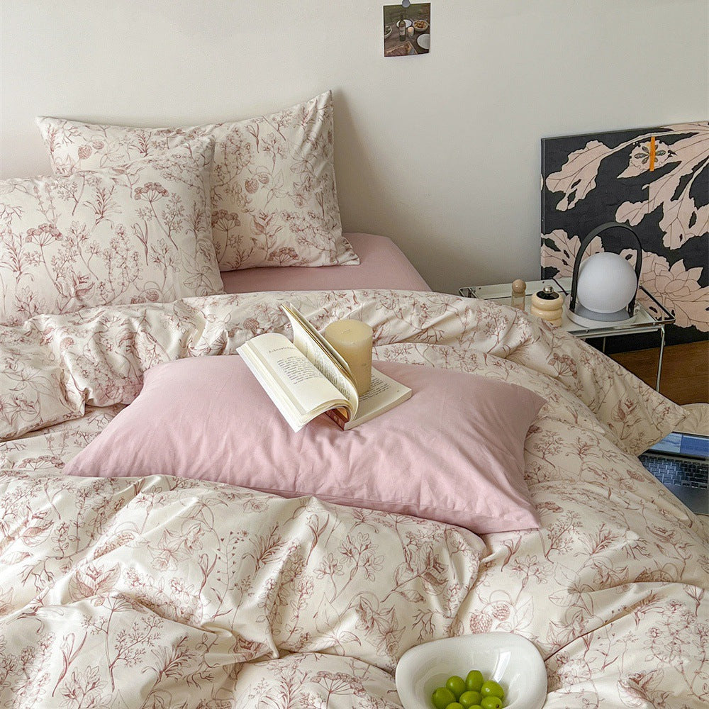 Bedding set made of soft cotton satin with fine botanical sketch print and pillowcases