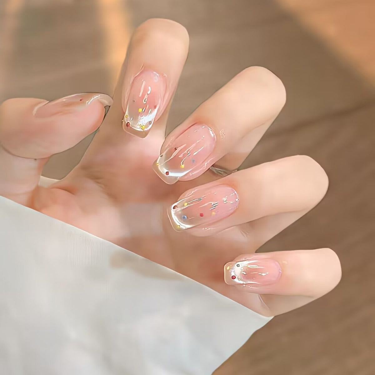 Siopsrl | Trendy artificial nails with glitter effects Siopsrl