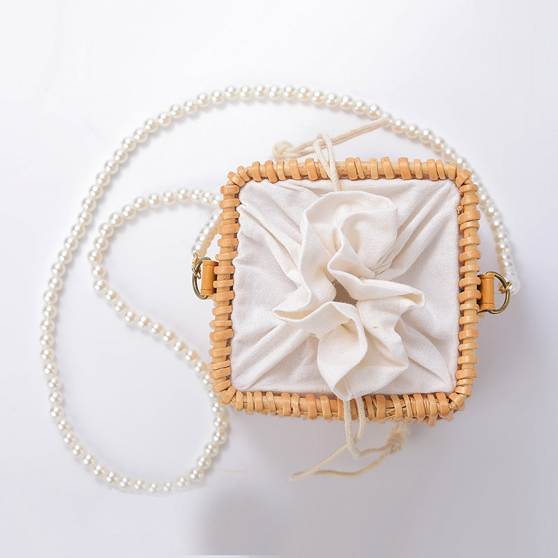Elegant Picnic Basket Siopsrl