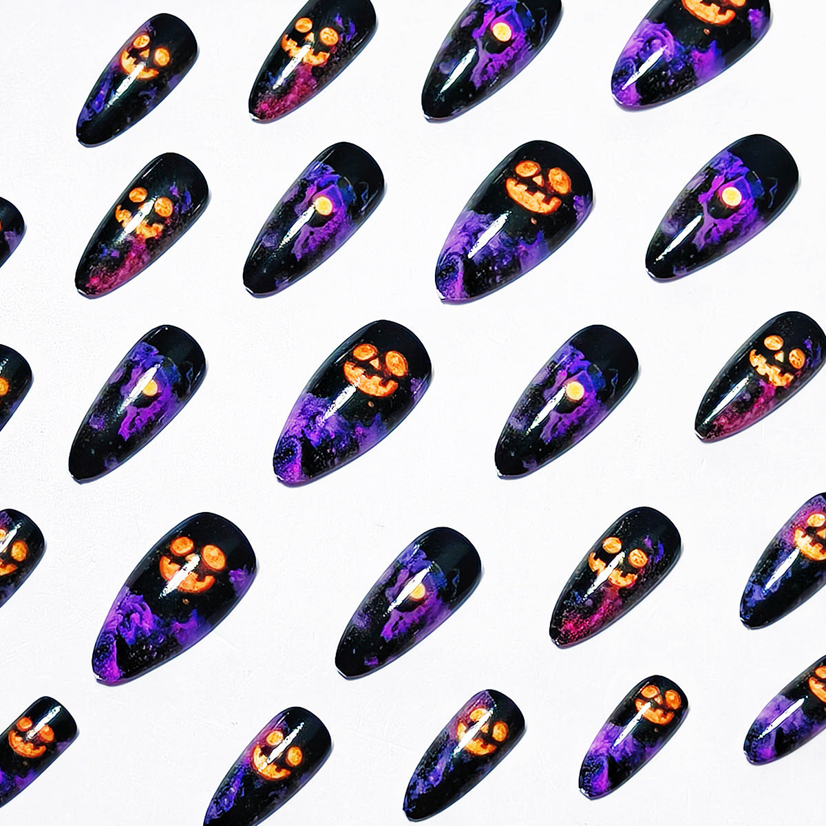 Artistic Halloween-Themed Nail Design Siopsrl