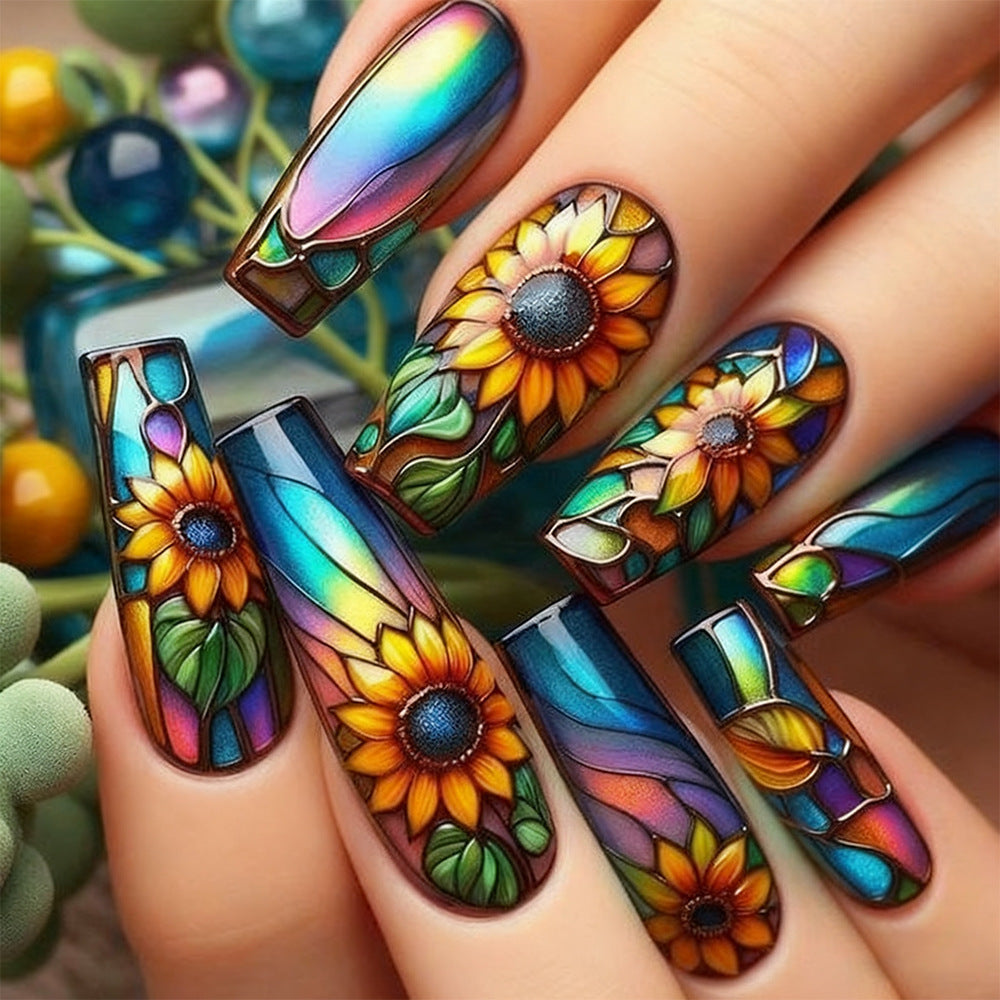 Siopsrl | Creative Nail Art with Exotic Leaf Design Siopsrl