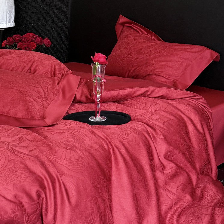 Jacquard bedding set made of cotton satin with subtle floral relief and hotel closure Bowlift