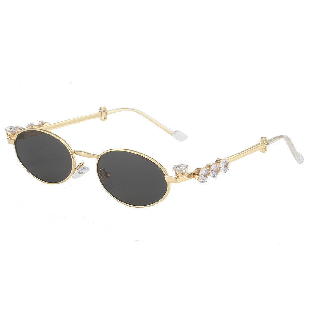 Siopsrl | Fashion-Forward Oval Sunglasses with Crystal Accents Siopsrl