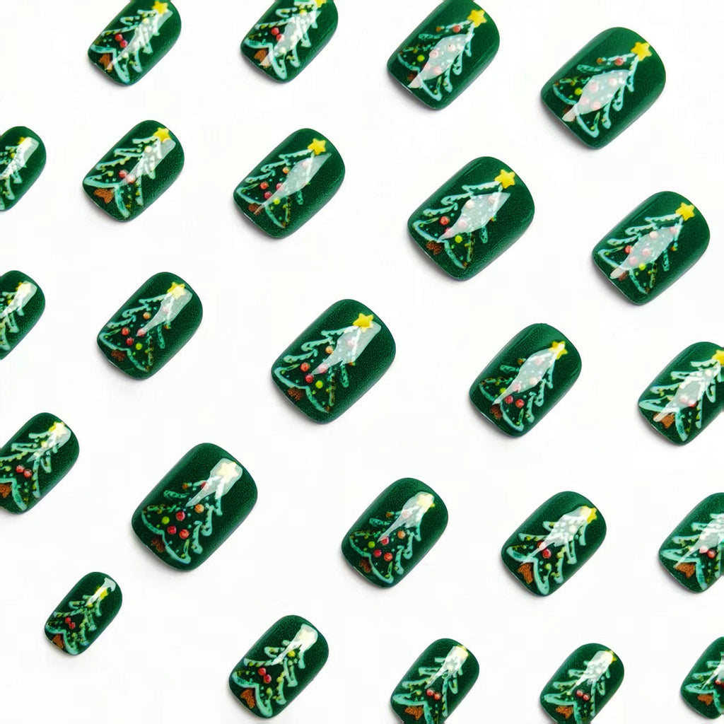 Siopsrl | Festive artificial nails with Christmas tree design Siopsrl