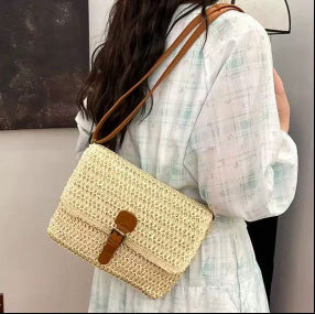 Siopsrl | Handbag made of woven natural material with leather accents Siopsrl
