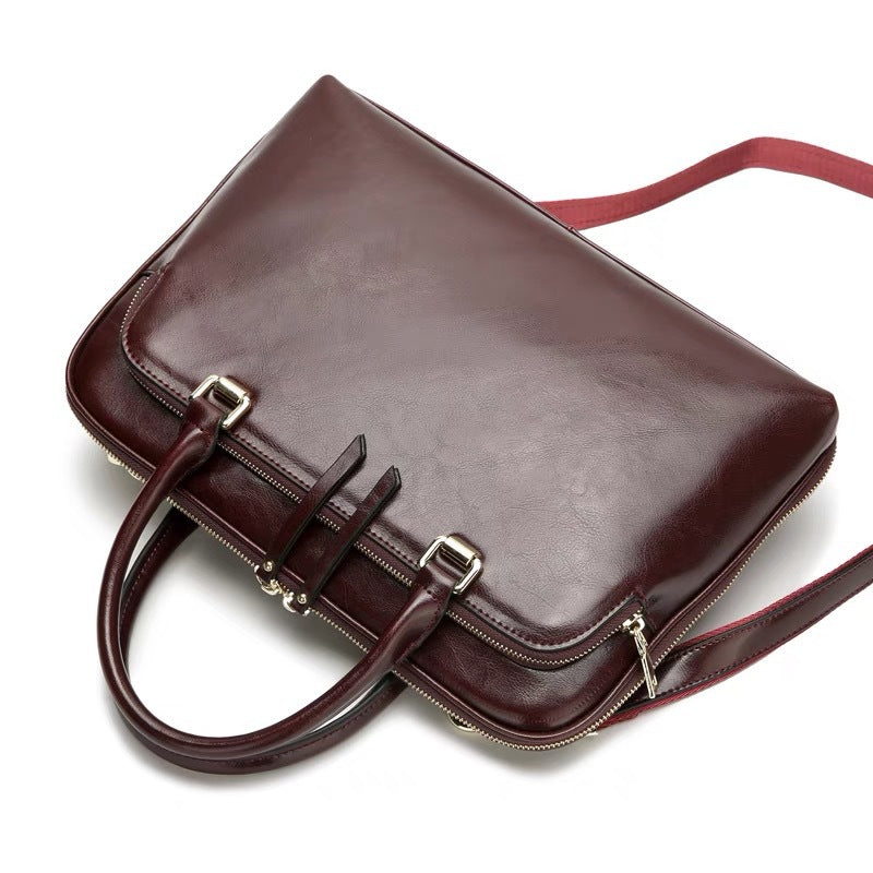 Siopsrl | Elegant Business Bag with Structured Design Siopsrl