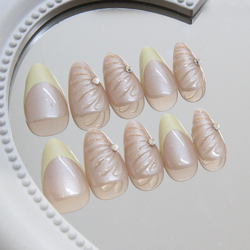 Siopsrl | Artistic Shell-Crafted Press-On Nail Extensions Siopsrl