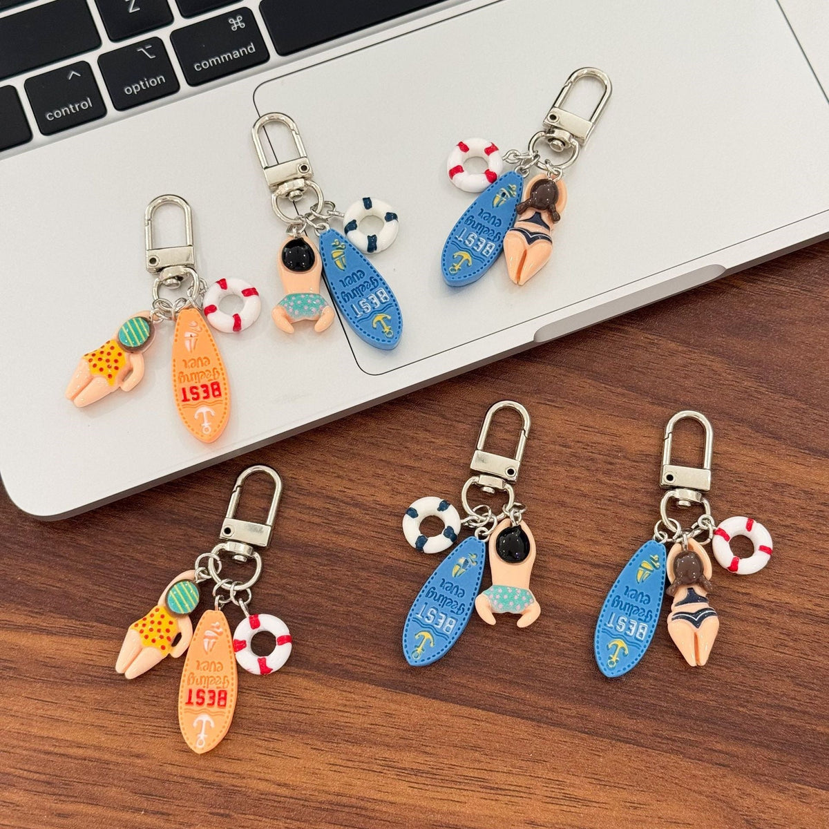 Siopsrl | Keychain with Creative Swimming Motif Siopsrl