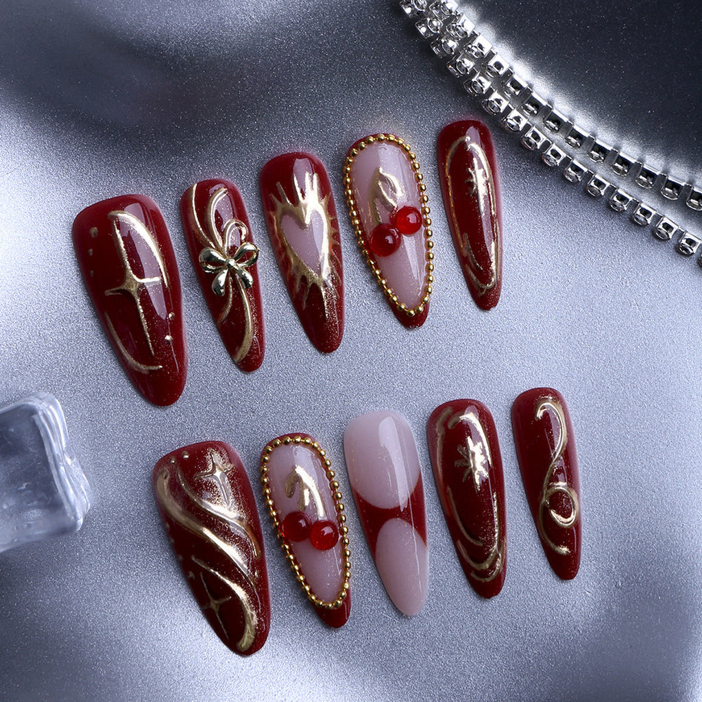 Siopsrl | Artificial nails with elegant gold design Siopsrl