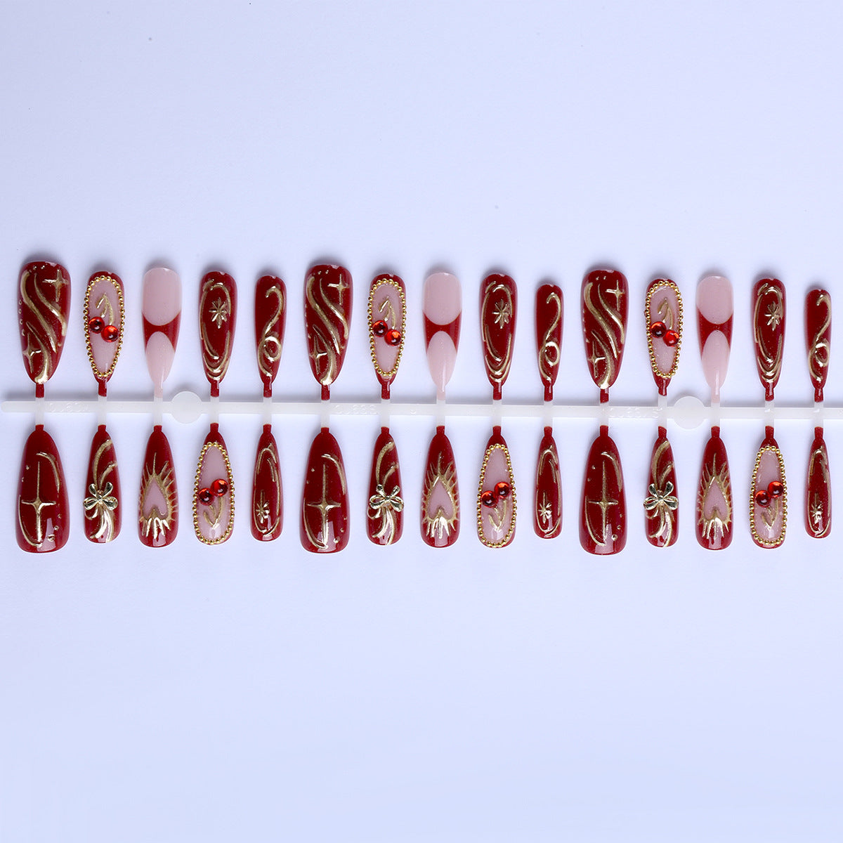 Siopsrl | Artificial nails with elegant gold design Siopsrl