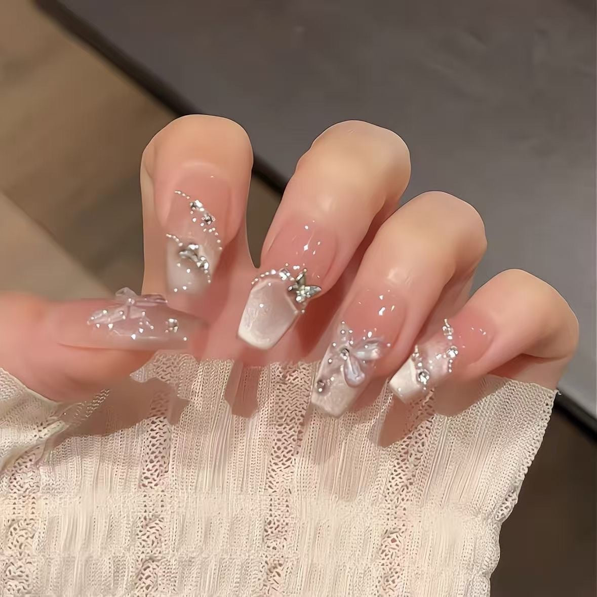 Siopsrl | Artistic Press-On Nail Set with Star Motifs Siopsrl