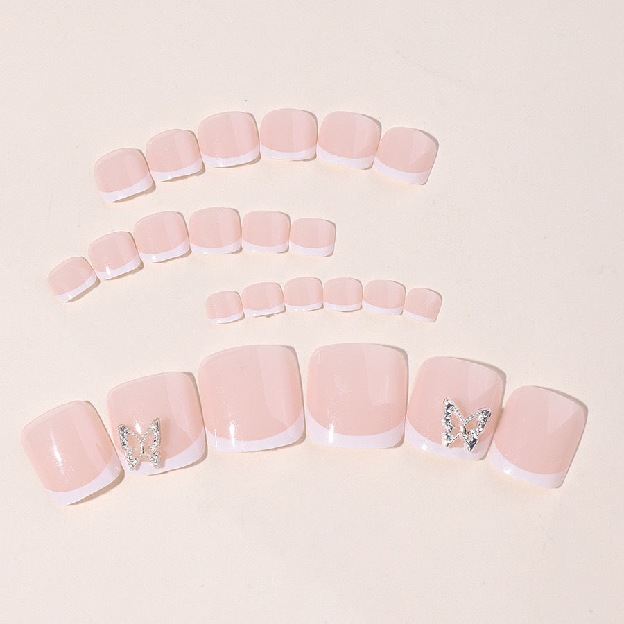 Siopsrl | Artificial Nail Set with elegant French design and glitter accents Siopsrl