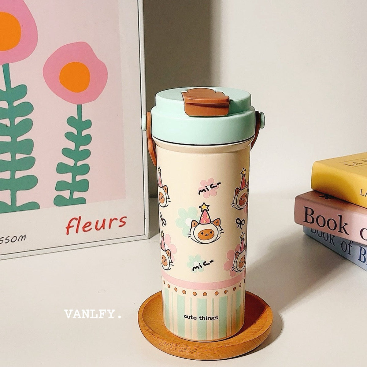 Siopsrl | Women's insulated drinking cup with secure flip lid and cute dog design Siopsrl