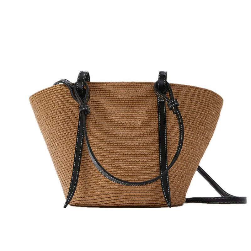 Siopsrl | Generous basket bag with elegant leather accents Siopsrl