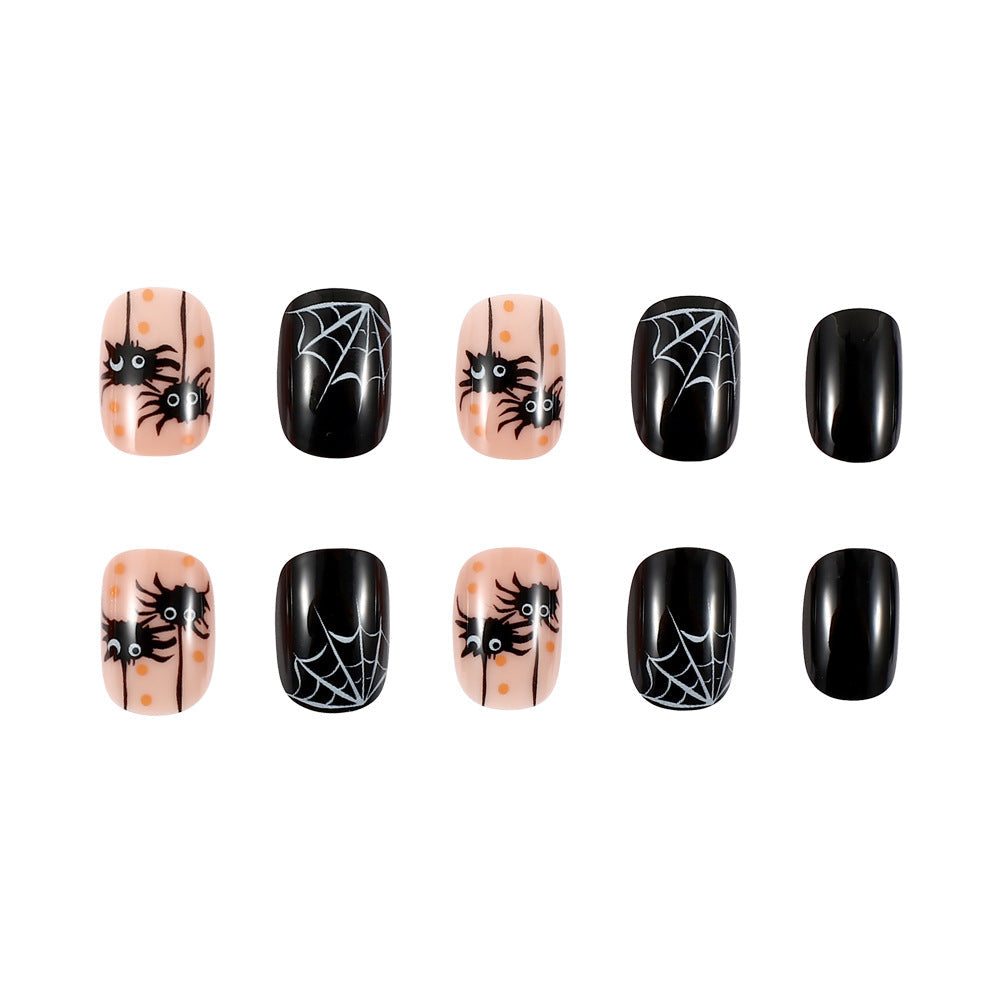 Halloween Themed Spider and Web Nail Art Siopsrl