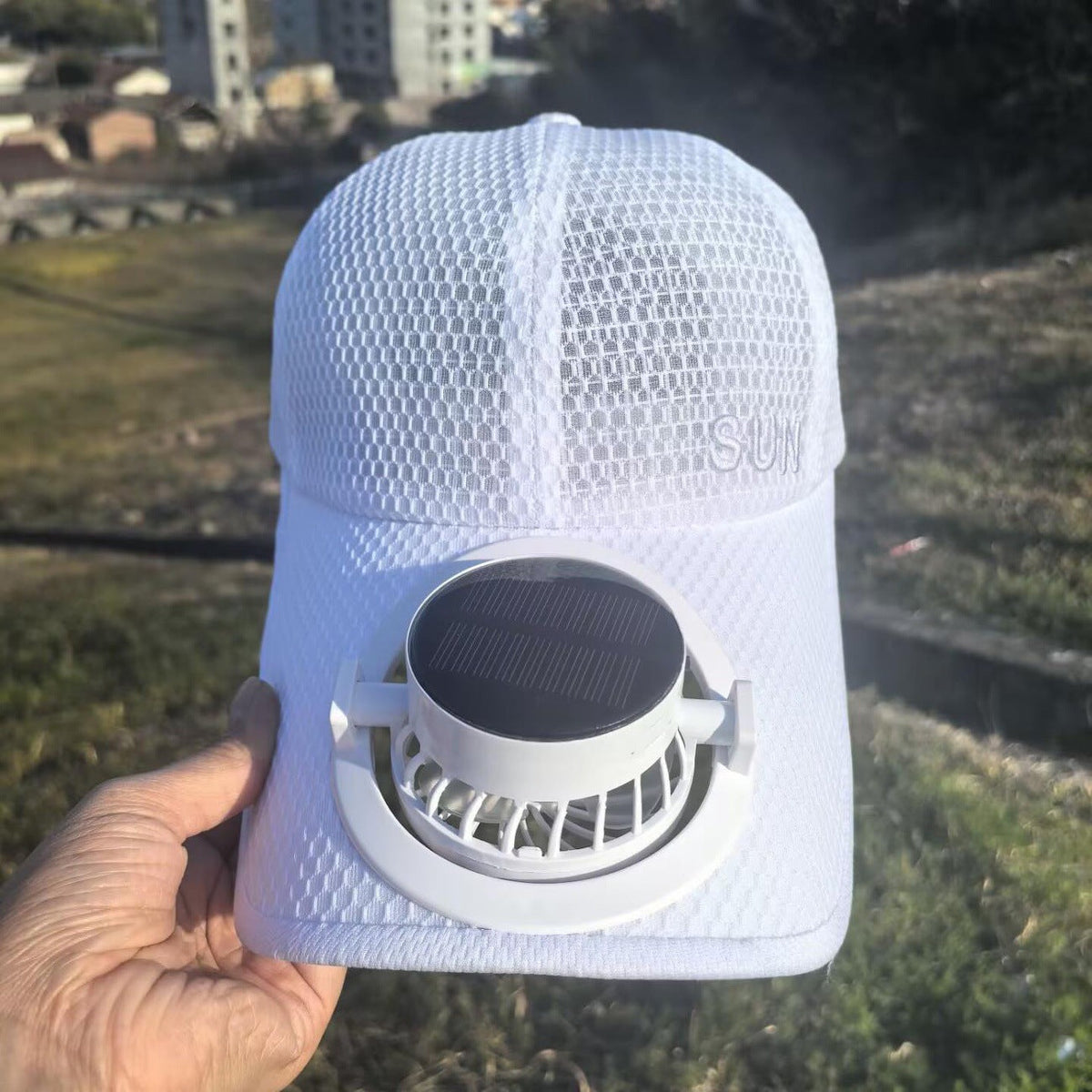 Siopsrl | Sun Cap with removable solar fan, breathable mesh and adjustable umbrella Siopsrl