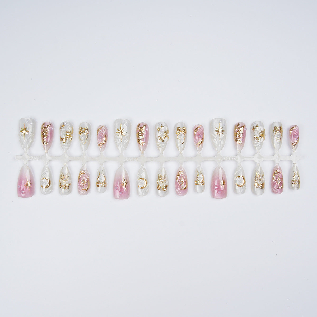Siopsrl | Artificial nail set with filigree golden accents Siopsrl