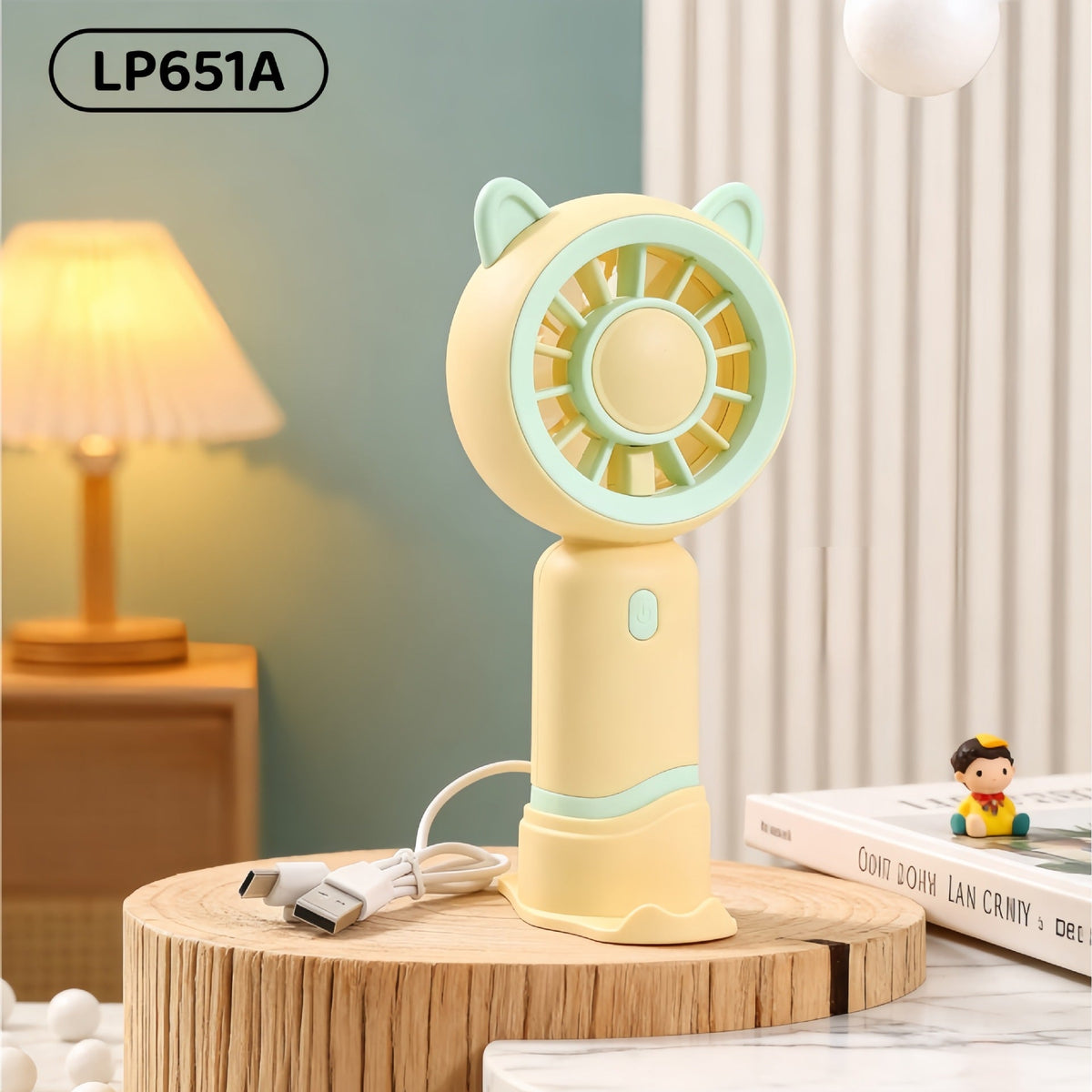 Siopsrl | Women's portable hand fan with cute cat design Siopsrl