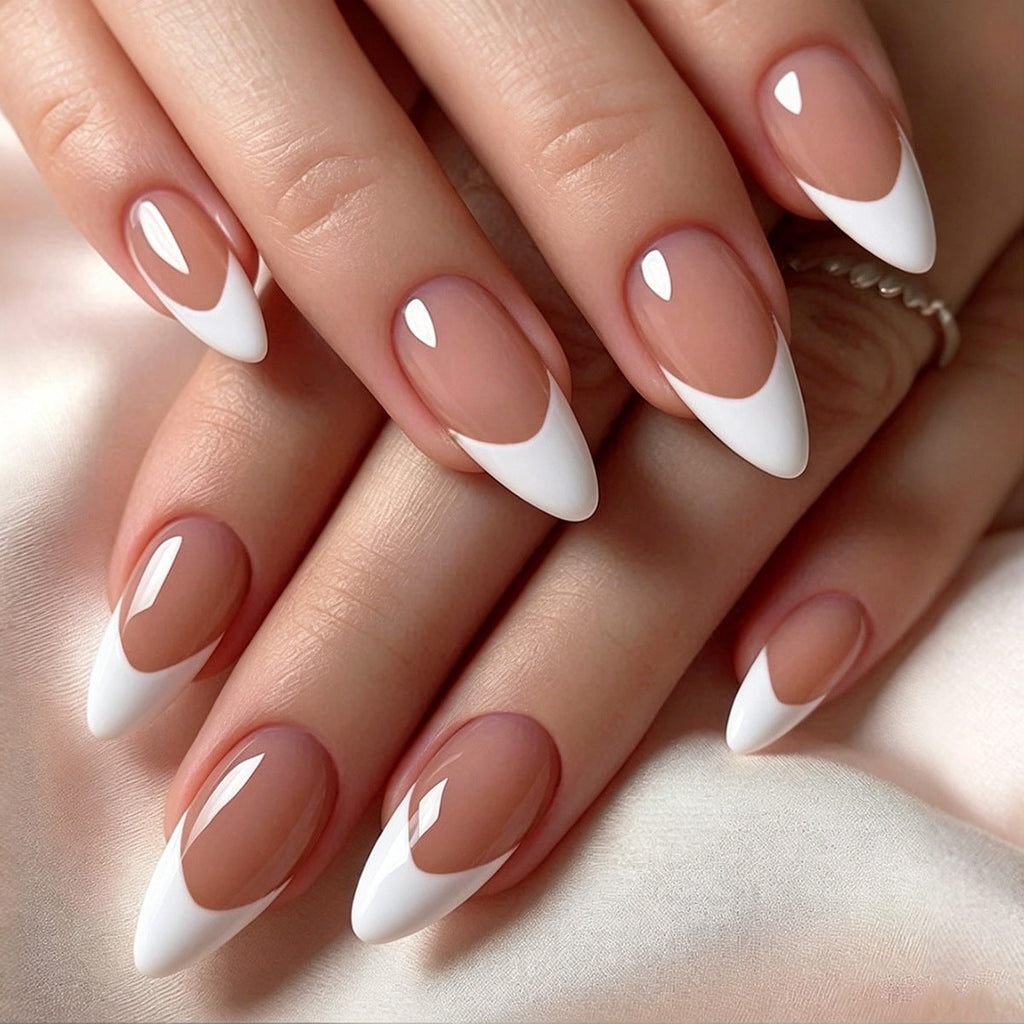 Siopsrl | Stylish artificial nails with elegant tips Siopsrl