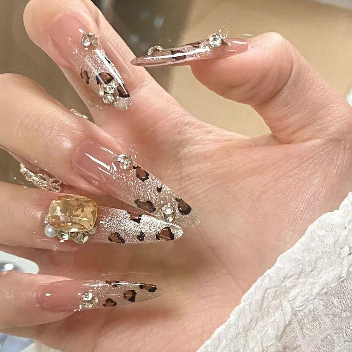 Siopsrl | Artistic Gel Press-On Nail Set Siopsrl