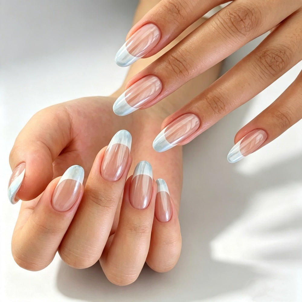 Siopsrl | Artificial nails with transparent and modern French tips Siopsrl